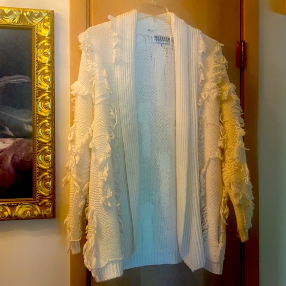 Vintage gently worn sweater with loops of yarn - Picture 1 of 8